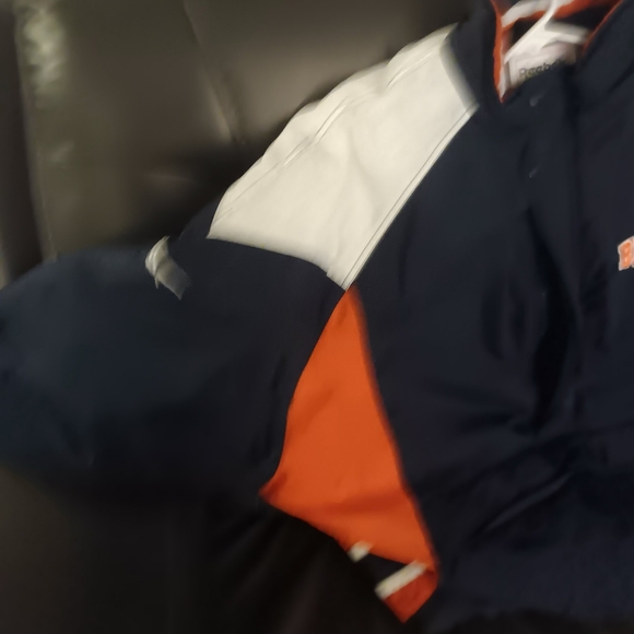 Denver Broncos pullover coat - Picture 4 of 4